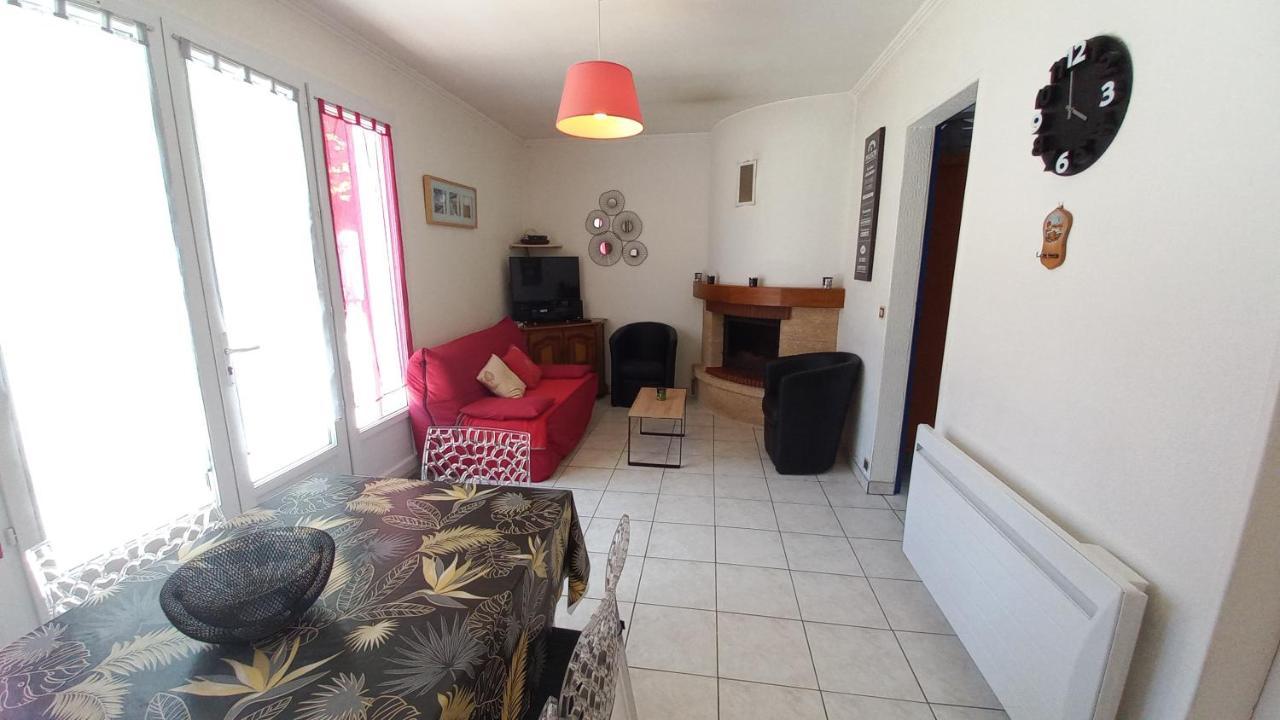 La Foret Des Rossignols - Maison 2 Chambres, Jardin Et Terrasse Σαιν-Ζαν-ντε-Μον Εξωτερικό φωτογραφία