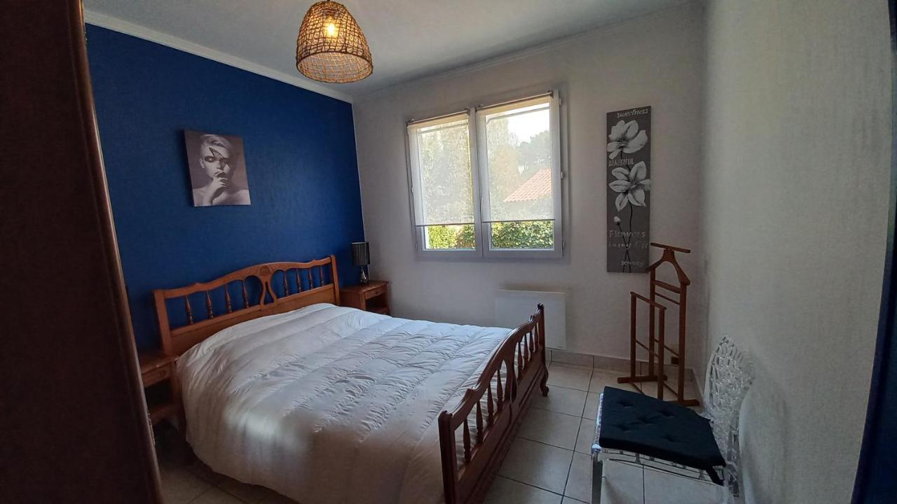 La Foret Des Rossignols - Maison 2 Chambres, Jardin Et Terrasse Σαιν-Ζαν-ντε-Μον Εξωτερικό φωτογραφία